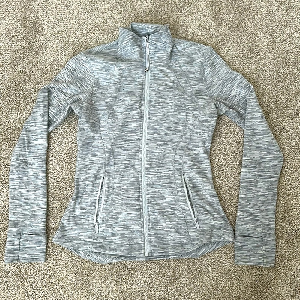 Lululemon define jacket size 8